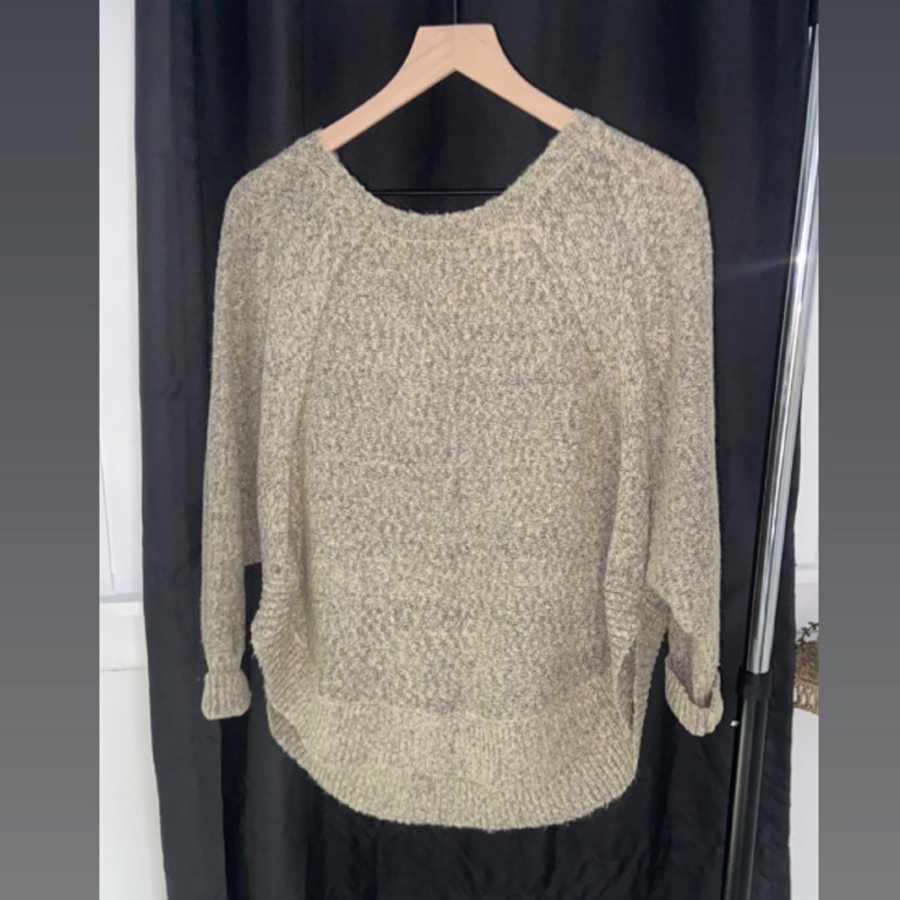 Women’s Sweater